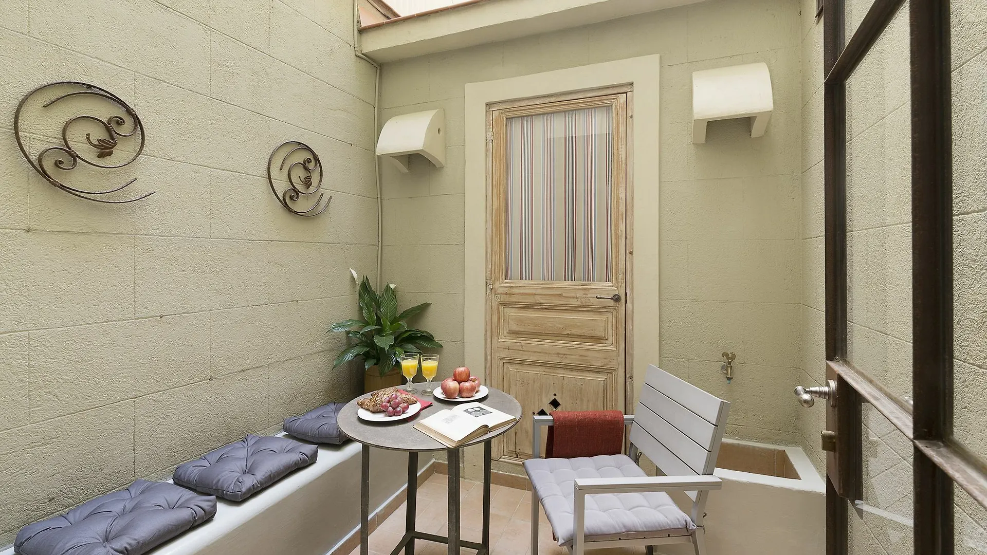 Palace Gracia Nextdoor Barcelona Apartment